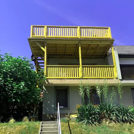 Joo House بالاتونفوريد